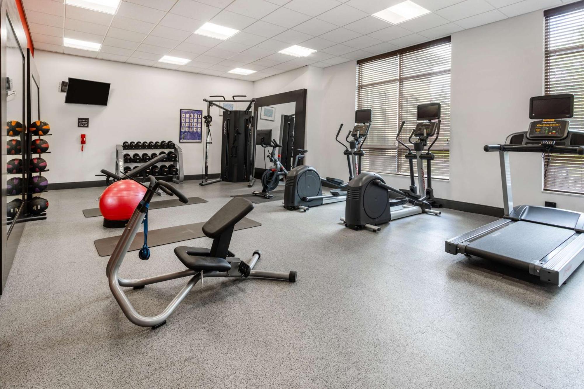 Hilton Garden Inn Lenox Pittsfield Esterno foto